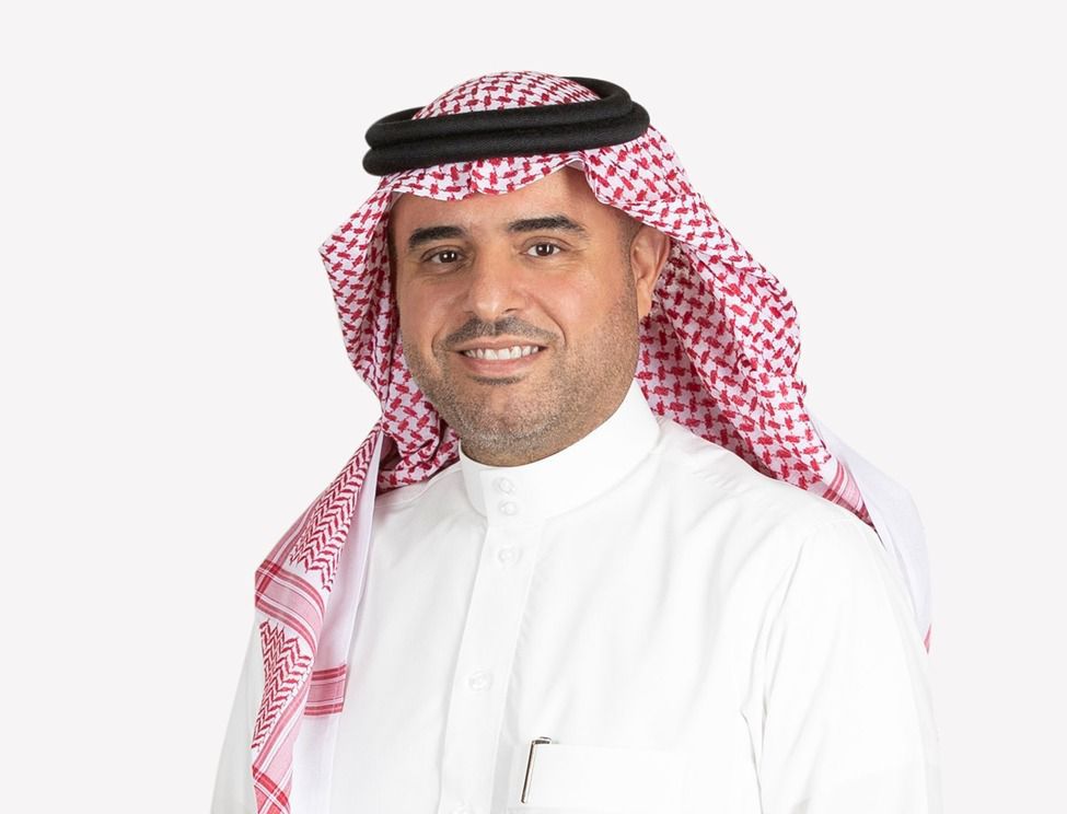 مساعد بن عبدالعزيز الداود رئيساً تنفيذياً لـ«مطارات الرياض»